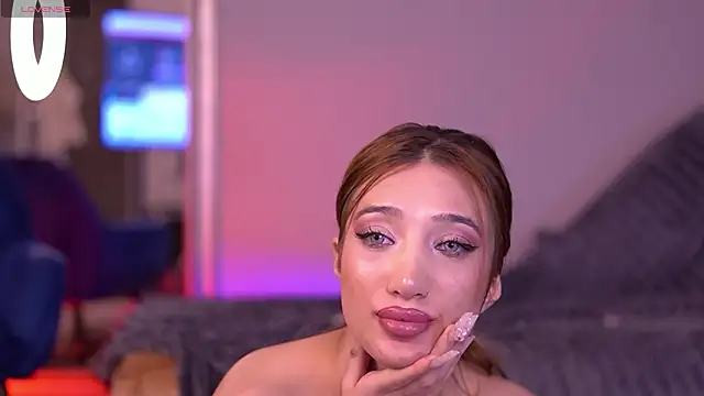 แชท XXX สดของ SiennaJayden