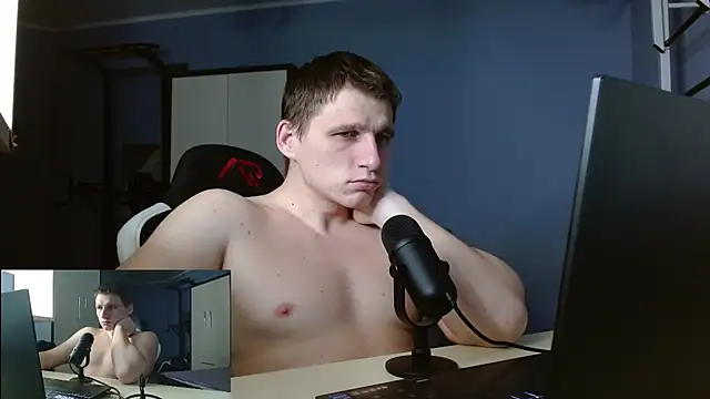 Webkamerová show Poliglotjoe1