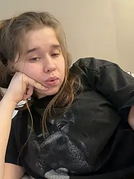 HornyGirlH's Live XXX Chat