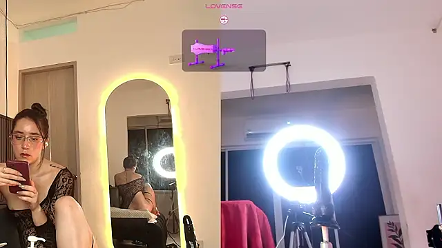 levana1's Live XXX Chat