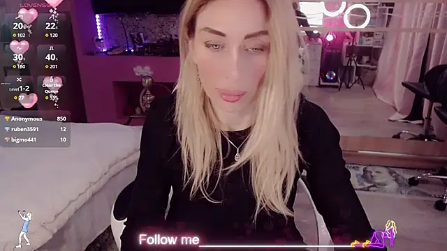 AnnieGOld_ Chat XXX live