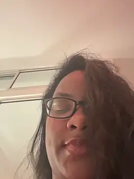 Chatroom XXX en direct de Chaniita