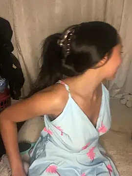 Eve_Ritz লাইভ XXX চ্যাট