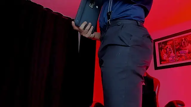 Chat XXX Live ALPHA_DOMINUS_