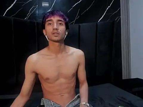 KrisX_hl's Webcam Show