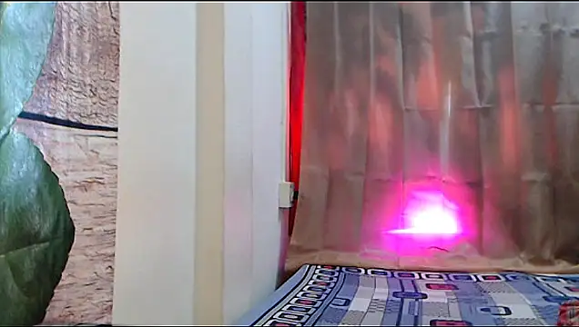 FUN4TIPSのライブXXXチャット