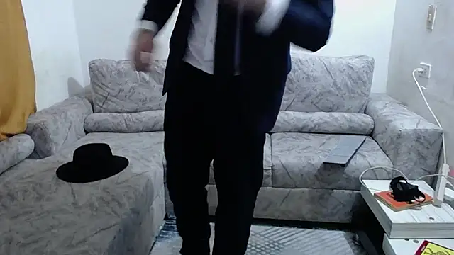 Victor_Maitland 即時 XXX 聊天