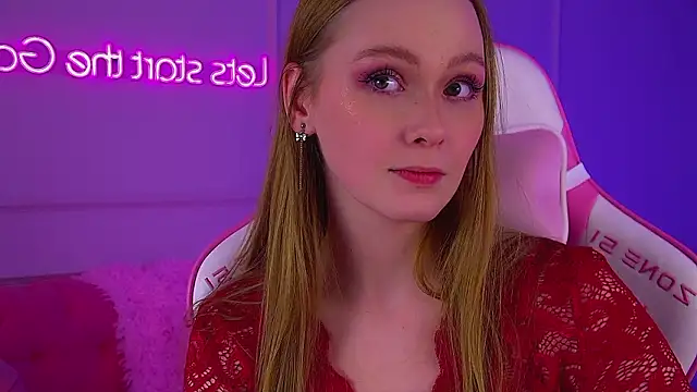 AgataFoxley: онлайн-секс-чат