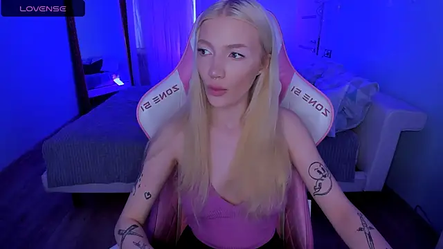 AnyaTaylor_'s Live XXX Chat