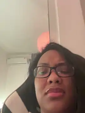 Chatroom XXX en direct de Chaniita