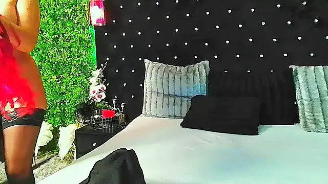 InannaStar 现场XXX聊天