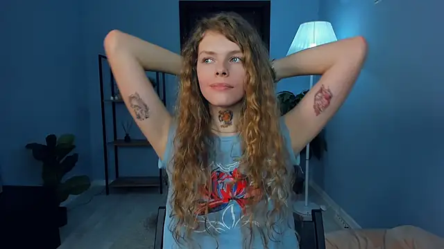 RayaNenlia Live XXX Chat