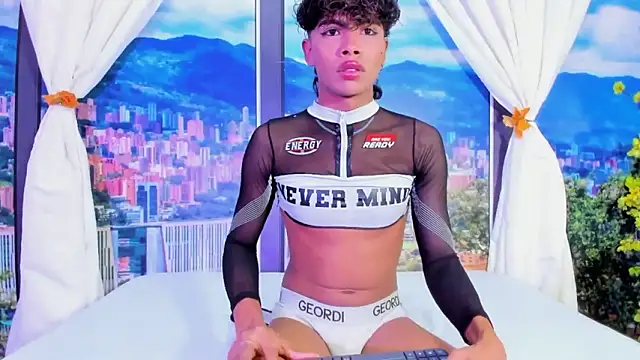 XXX chat uživo modela MilthonDelis