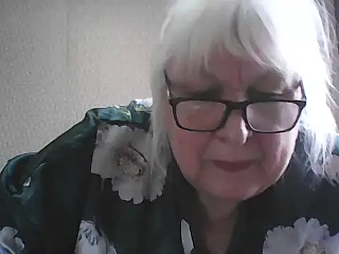 Alexia64231: απευθείας συνομιλία ΧΧΧ