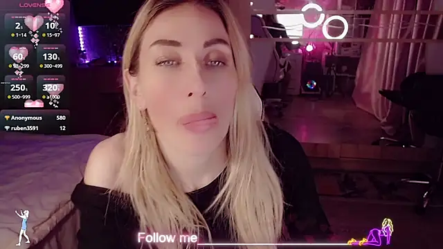 AnnieGOld_ Live XXX Chat