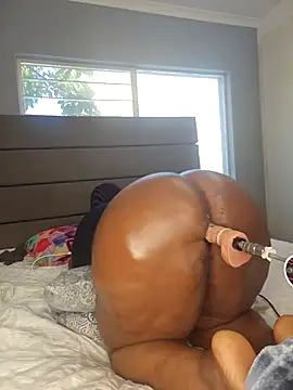 Chatroom XXX en direct de Kinkyphatass