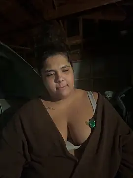 1n0nlythroat Live XXX Chat