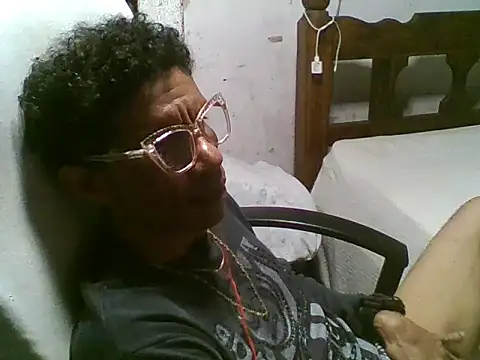 joseee004 élő XXX-chatje