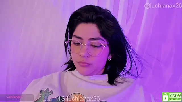 lucy26_'s Live XXX Chat