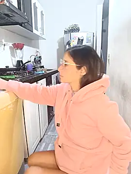 kingofqueenxxx 现场XXX聊天