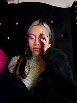 Chat +18 de midory_ ao vivo