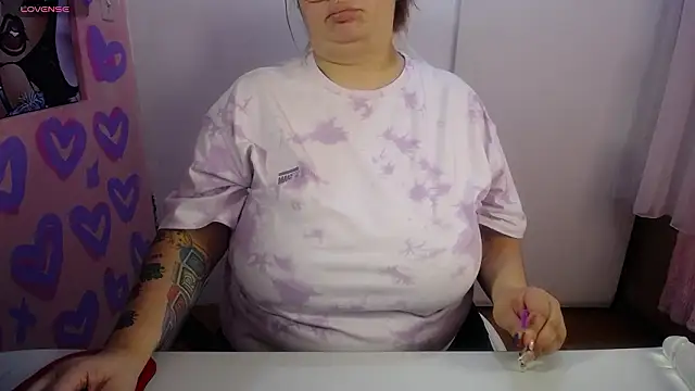 kattybbwbigboobs_: διαδικτυακό σόου στην κάμερα