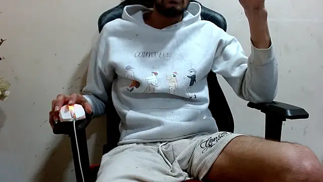 Calientes96's Live XXX Chat