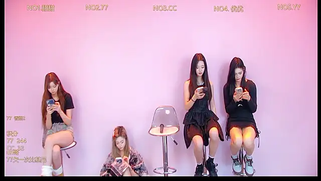 GUCCI-777 Live XXX-Chat