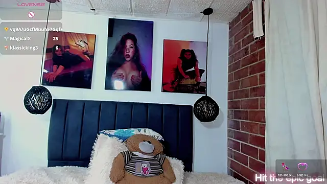 kyliejenner_hot's Live XXX Chat