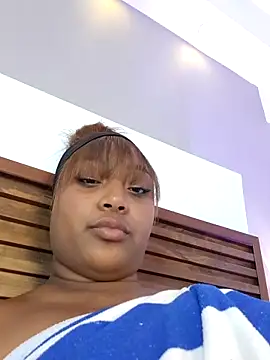 Czat XXX na żywo – Adelehottman