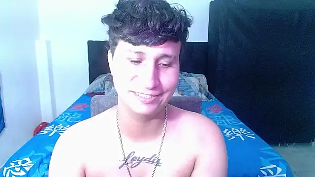 Im_Milan_Rs – Live XXX-chat