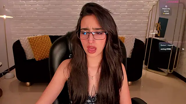 LarisaSmirnov – Live XXX-chat