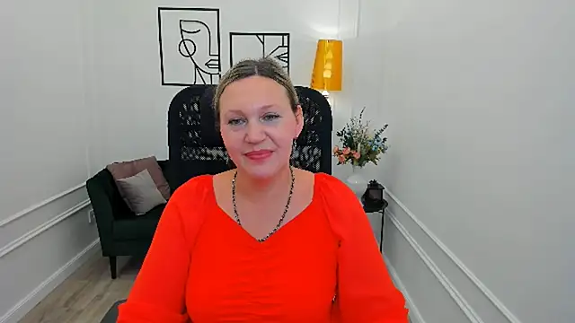 NinaStarle: онлайн-секс-чат