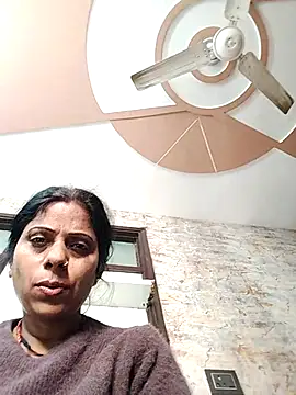 Soniya_Roy's Webcam Show