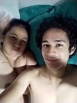 OnlyCoral: απευθείας συνομιλία ΧΧΧ