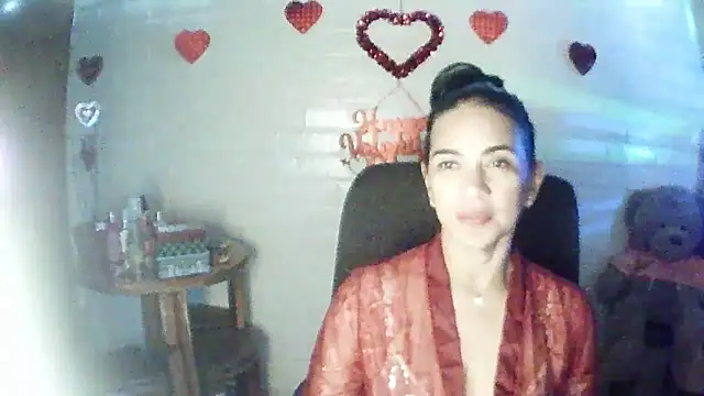 MiiaVelasquez: онлайн-секс-чат