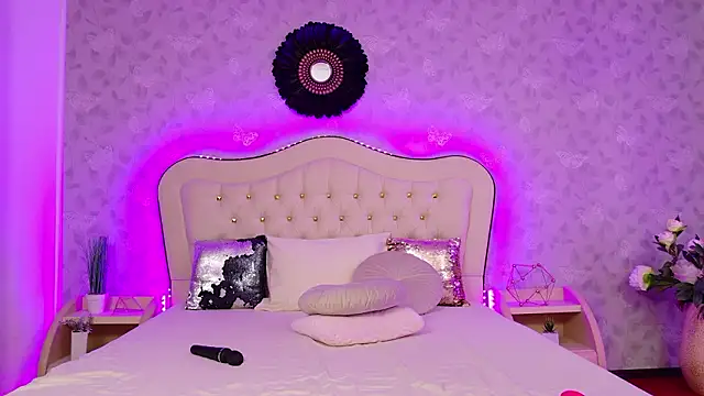 GracieCute: онлайн-секс-чат