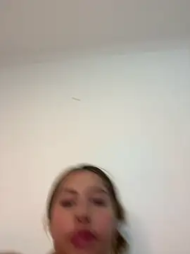 Emily_joee_: онлайн-секс-чат