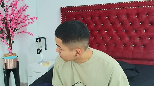 Jaden_and_sofia Live XXX-chat