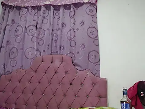 DannaTs1's Live XXX Chat