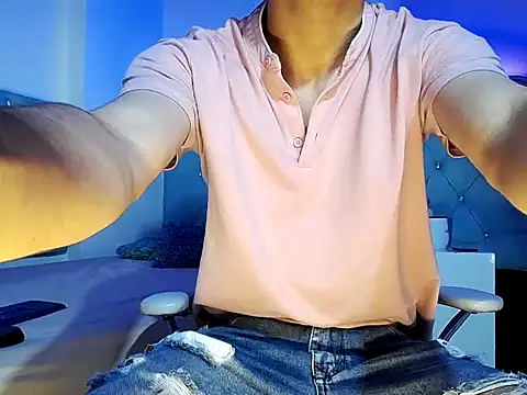 Oliver_Benedetti's Live XXX Chat