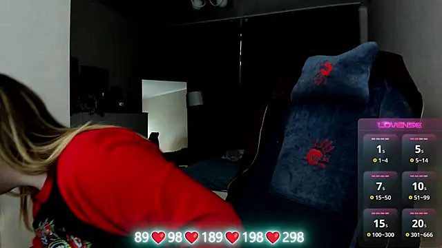 Olivia_Munk 现场XXX聊天