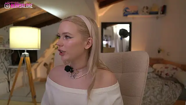 LexieLoree 라이브 XXX 채팅