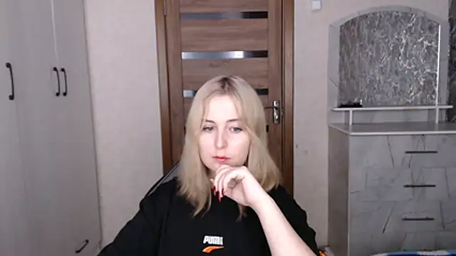 Kristy-Max: онлайн-секс-чат