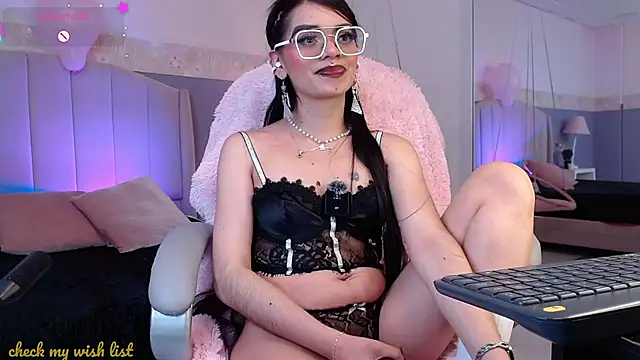 Emerald_gh: онлайн-секс-чат