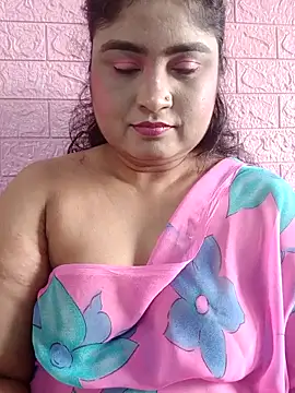 hornyriyanka's Live XXX Chat