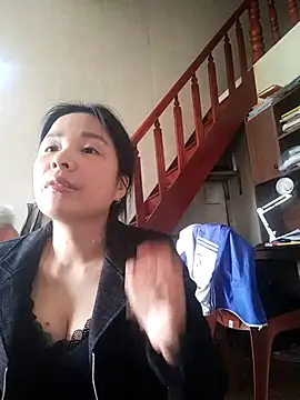 Czat XXX na żywo – Listen-ly