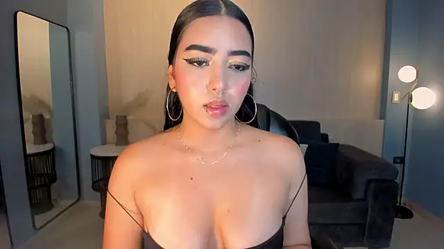 SophieLanne Live XXX Chat