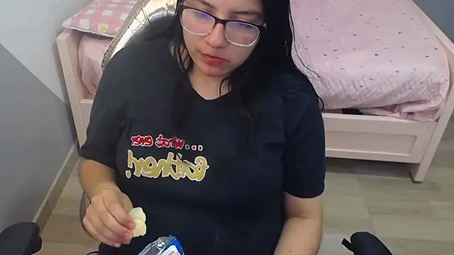 eva_smit_t: онлайн-секс-чат