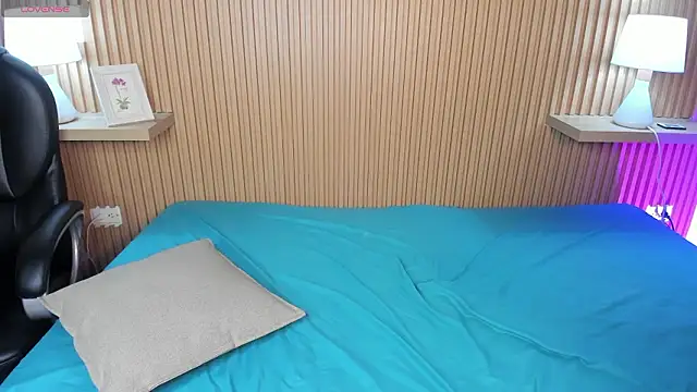 Dalia_Zayn: онлайн-секс-чат